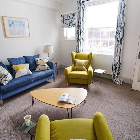 Paskins, Cowes - Sleeps 4 - 2 Bed - 2 Bath - Central Location Dış mekan fotoğraf